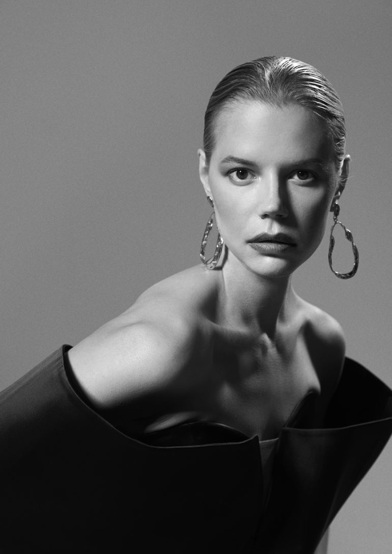 Liza Manchenko book photo