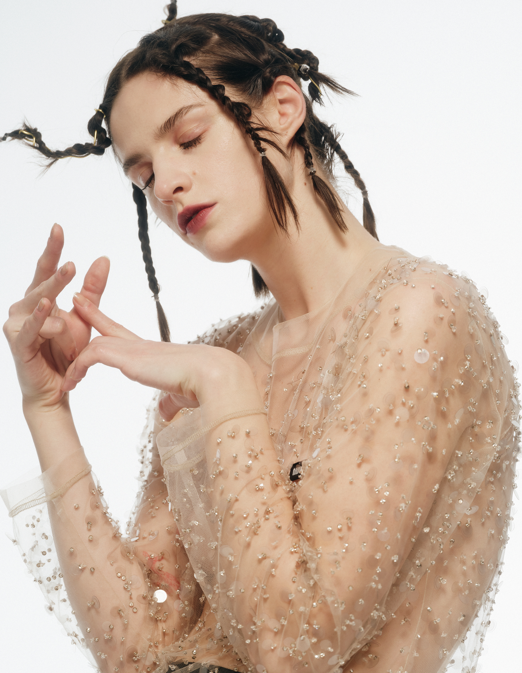 Asia Piwka for L’officiel Beauty news photo