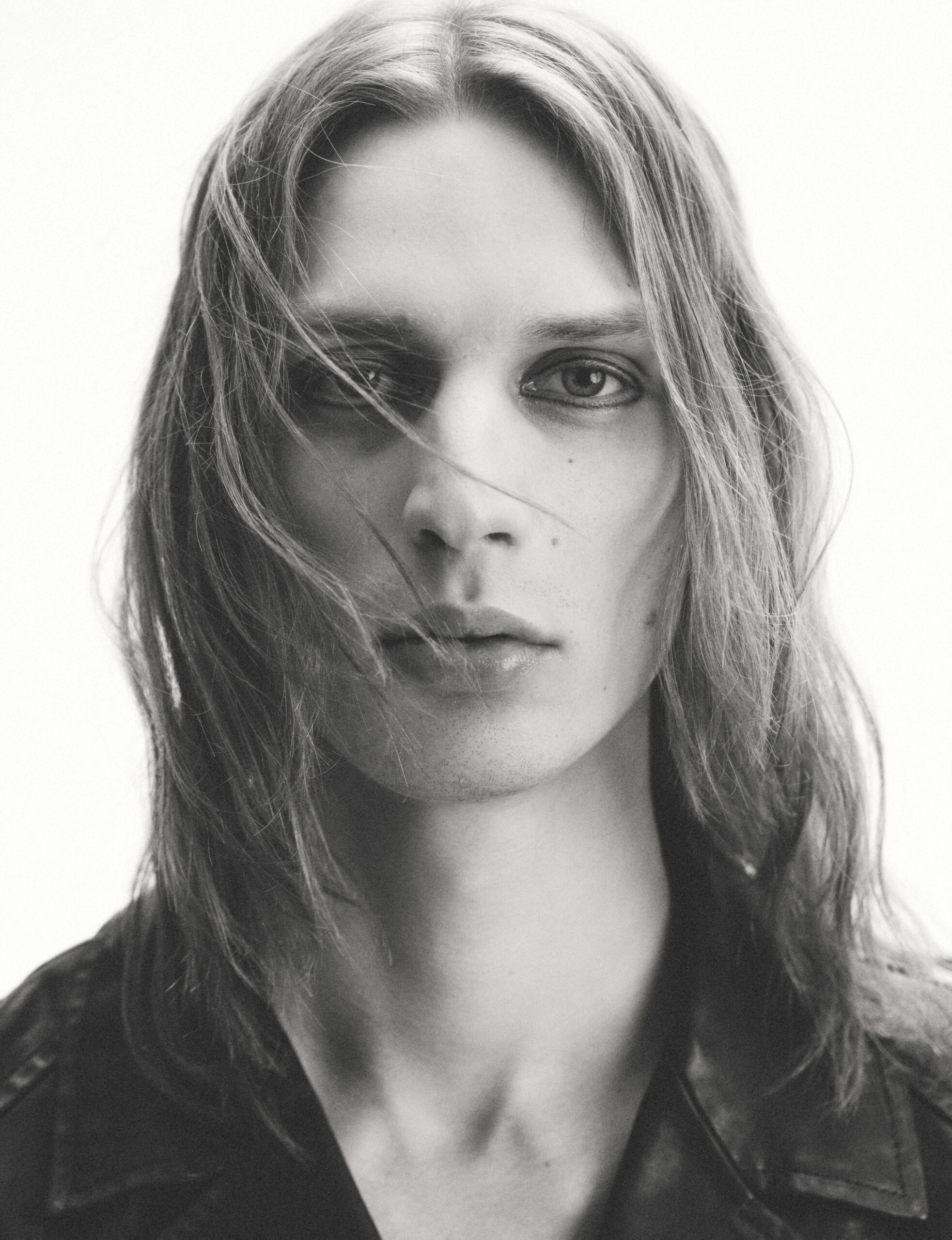 Chris Stelczer / Livia Eduarda / Naomi Larbi & Piotr Kubiak for L’officiel Fashion Issue news photo