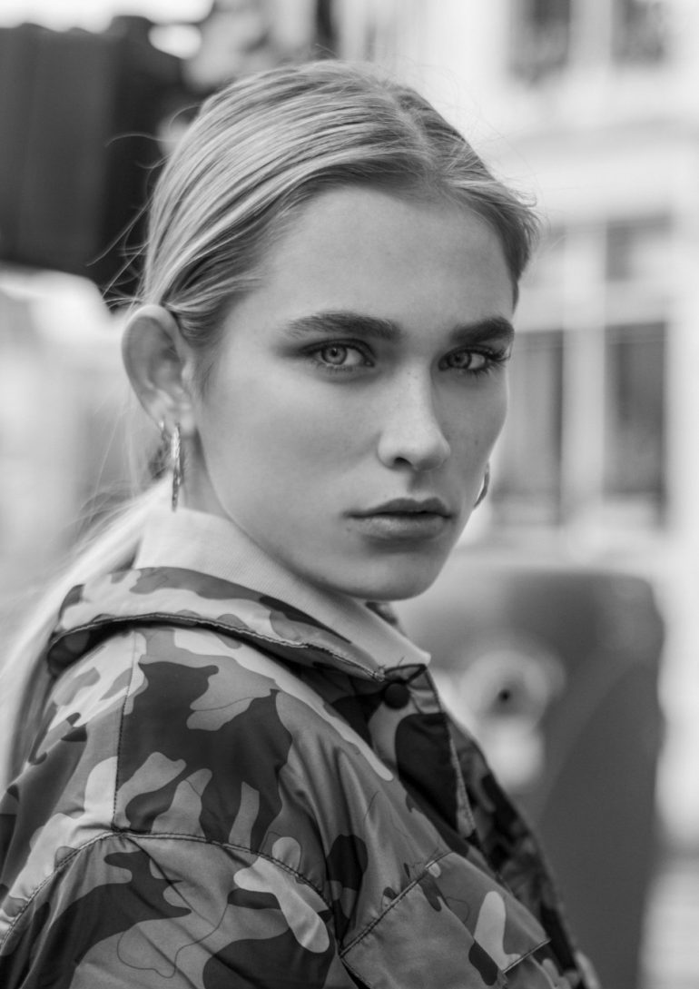 Julia Worp book photo