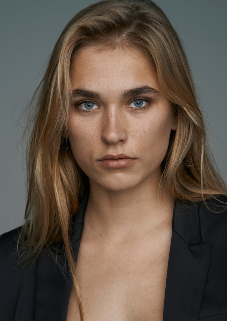Julia Worp