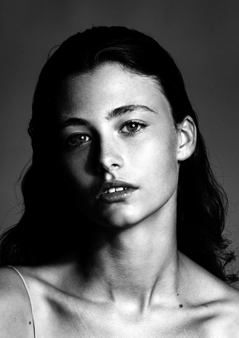 Maja Dzipanow book photo