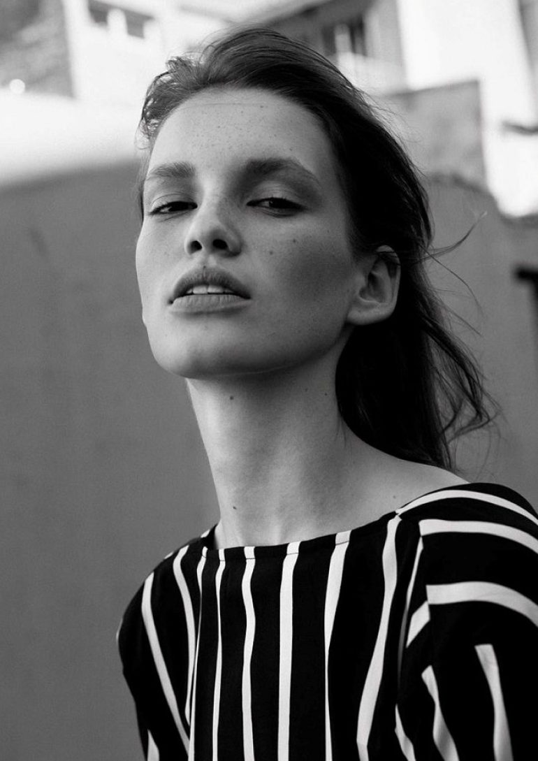 Catherine Lewis book photo