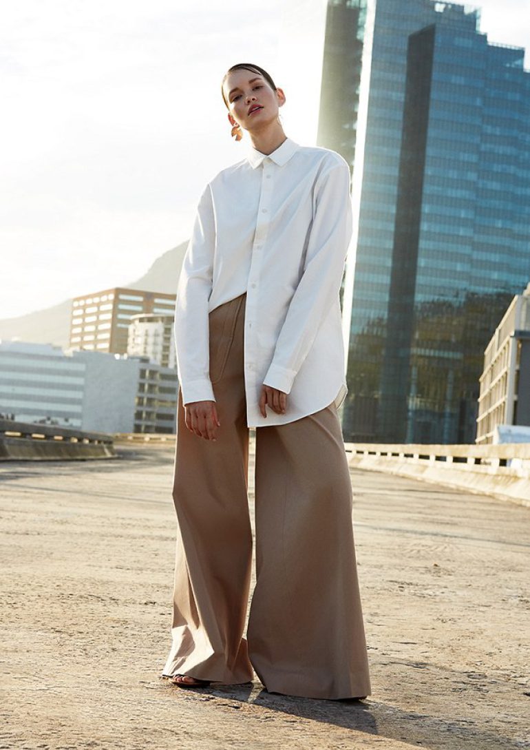 Catherine Lewis book photo