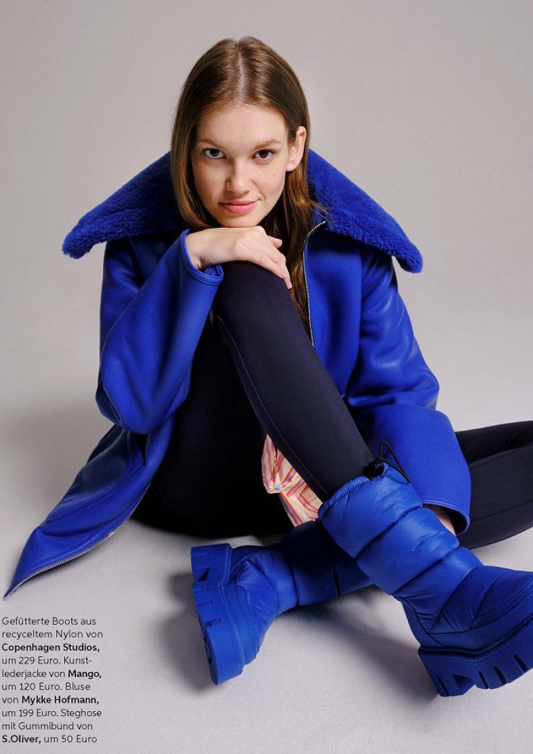 Catherine Lewis book photo