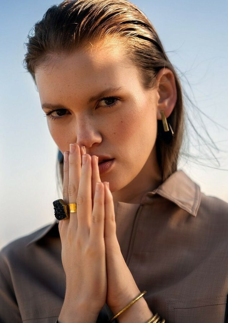 Catherine Lewis book photo