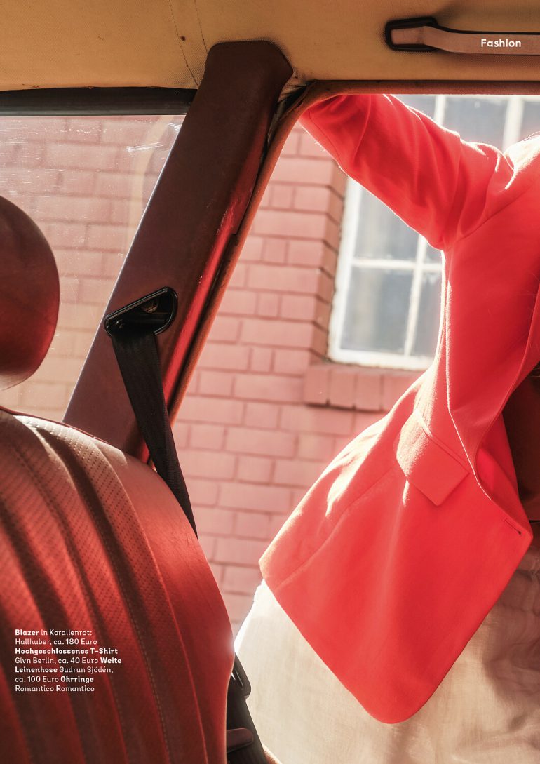 Catherine Lewis book photo