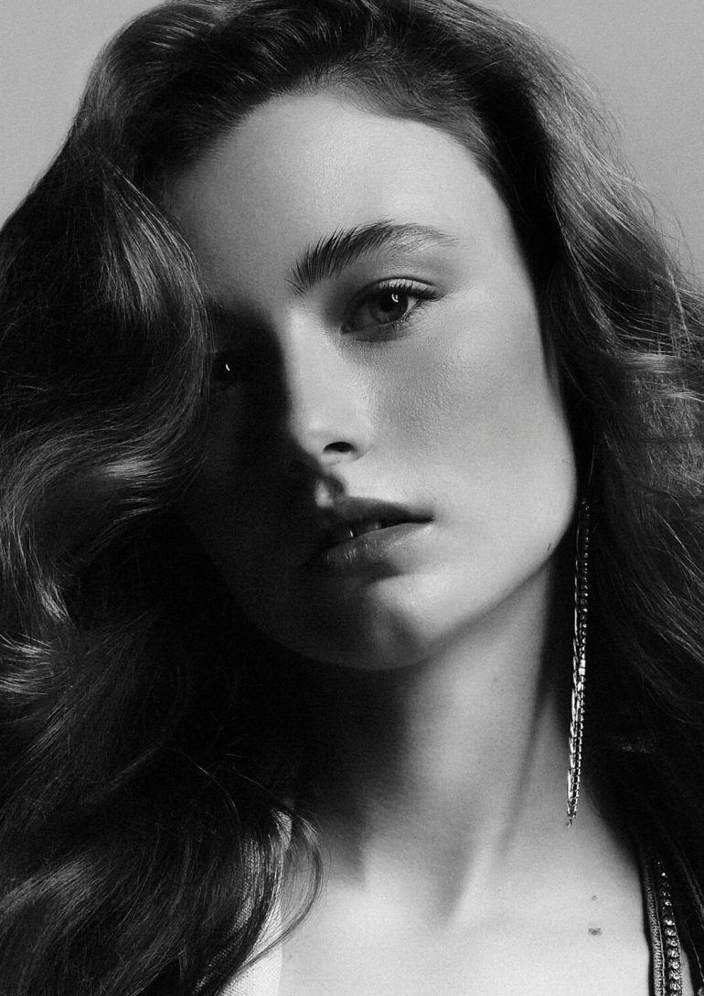 Maja Dzipanow book photo