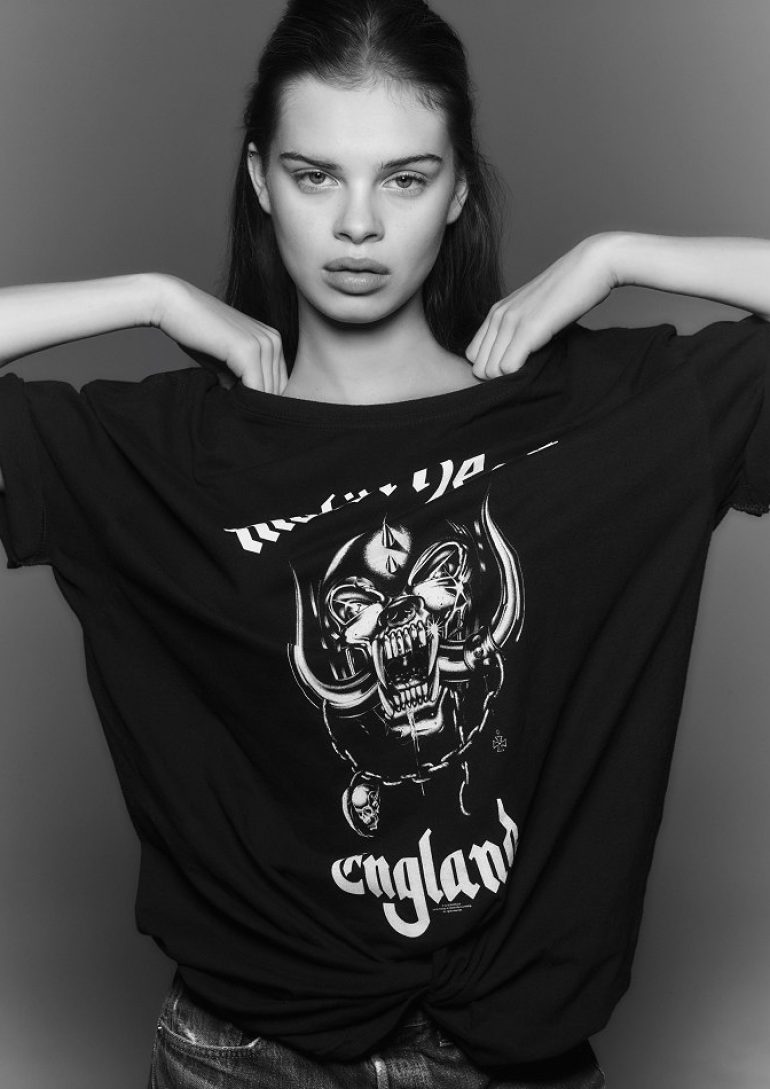 Noa Lotus book photo