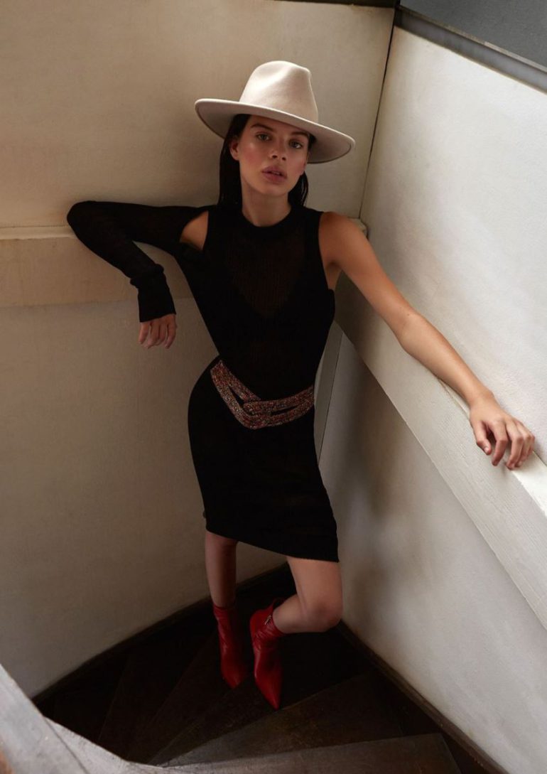 Noa Lotus book photo