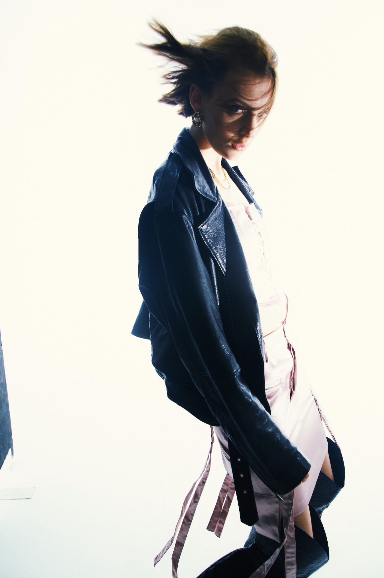 Julie Van de Ven for Women’s Shine Mag July’23 Issue news photo