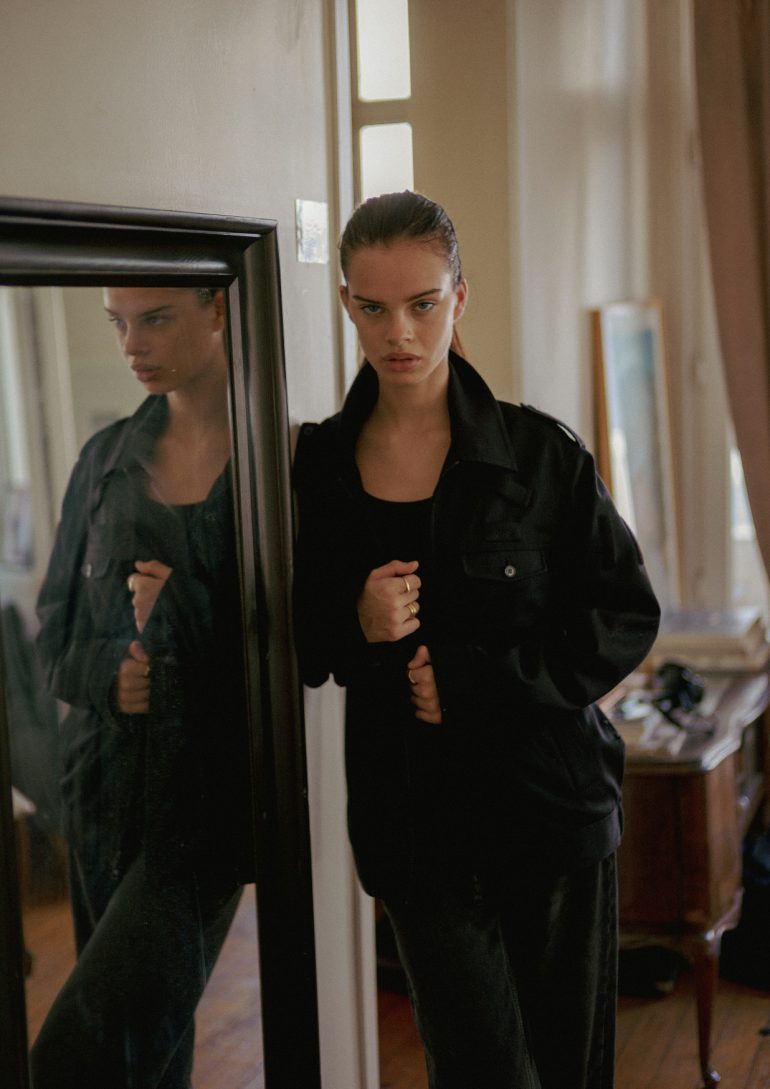 Noa Lotus book photo