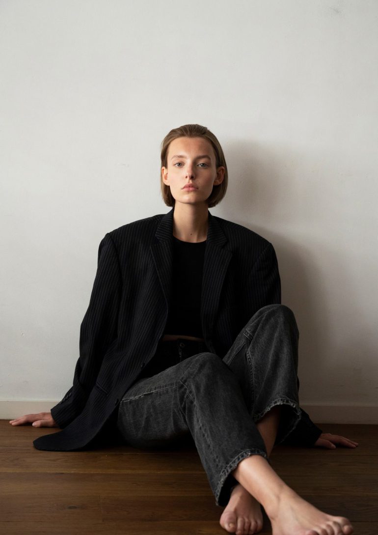 Julie Van de Ven book photo