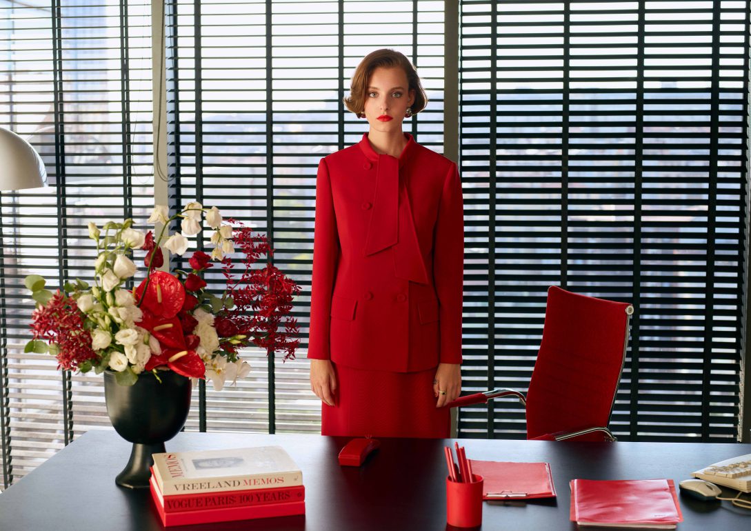 Julie Van de Ven book photo