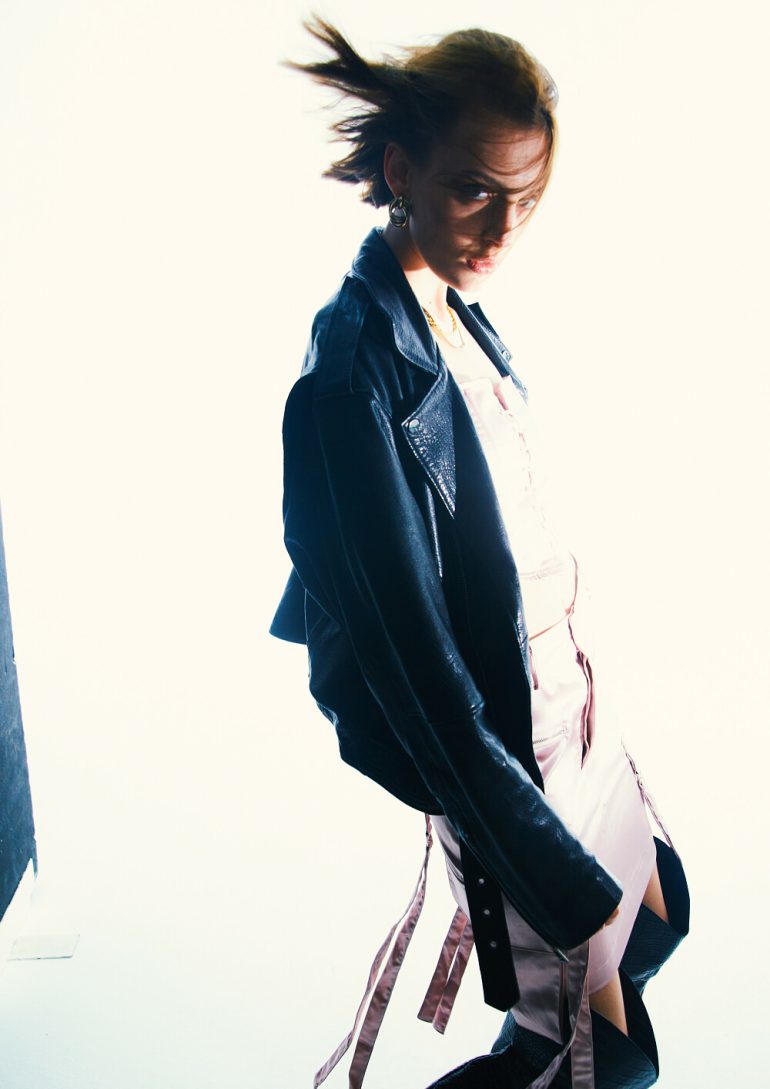 Julie Van de Ven book photo