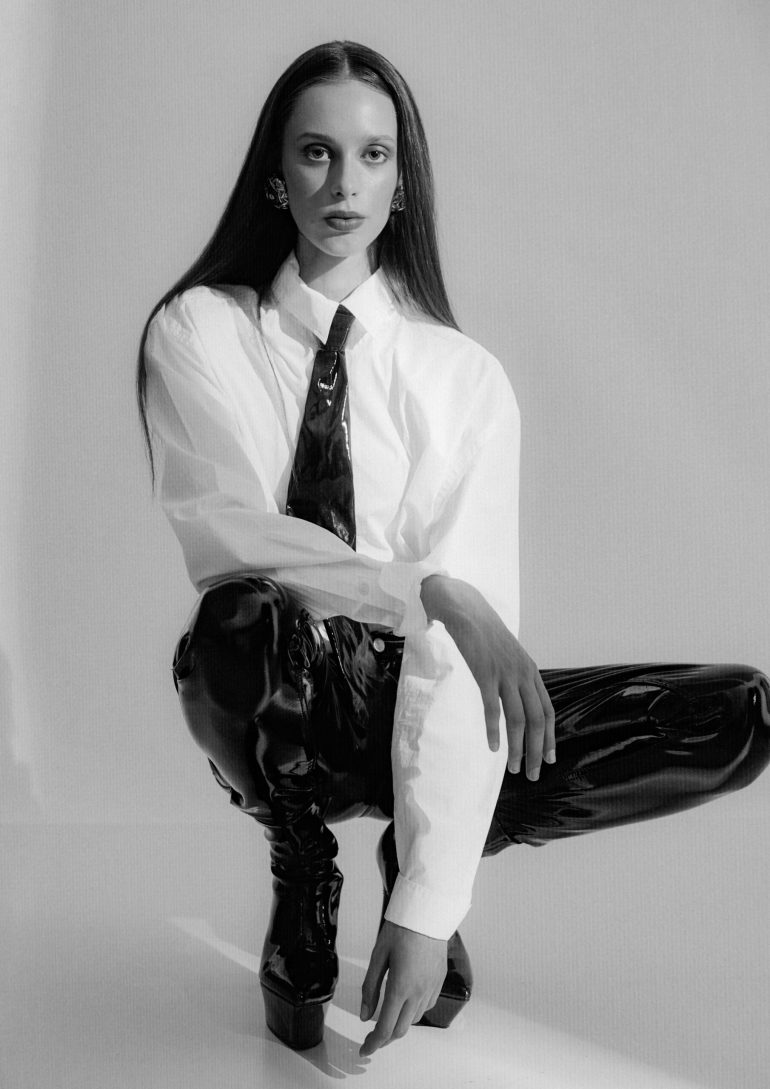 Gabriella Gigor book photo