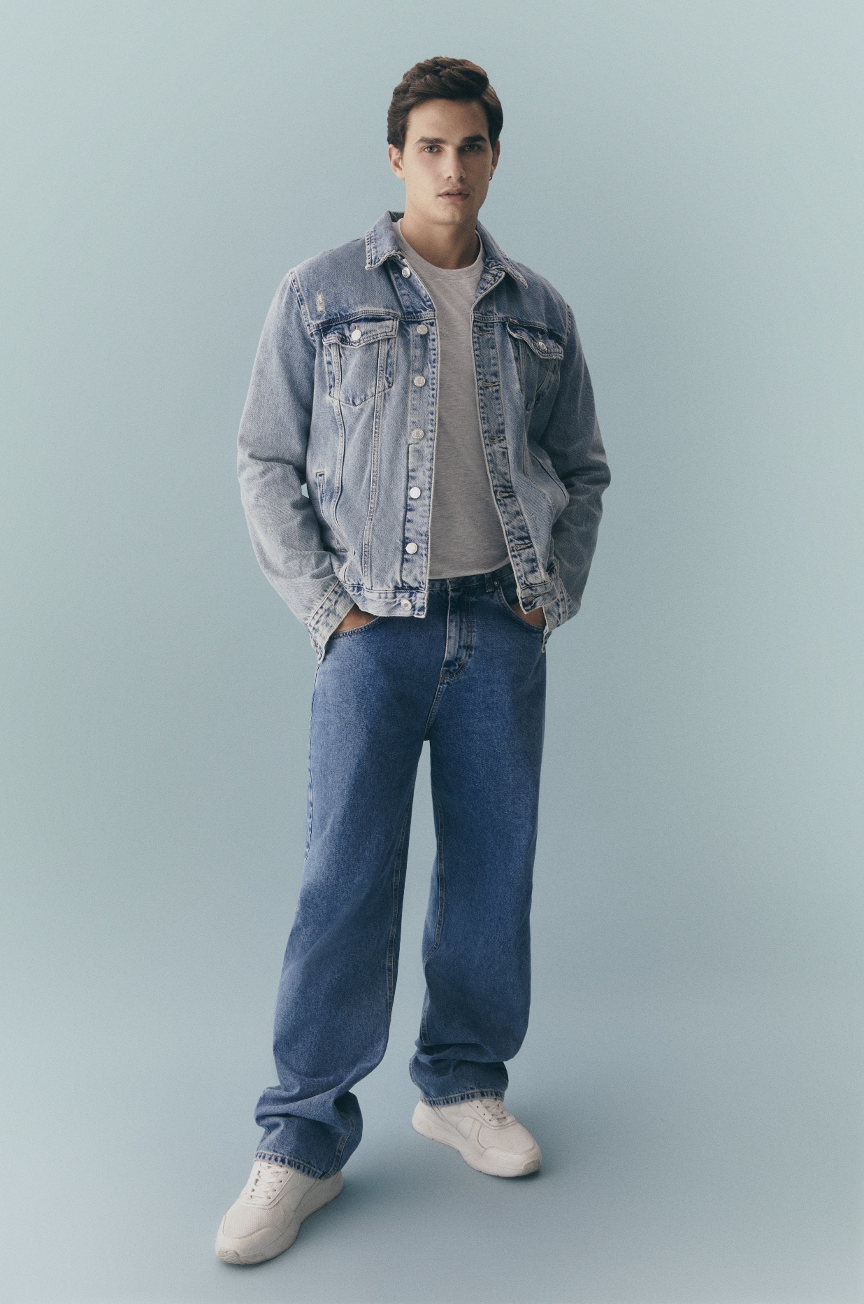 Lessy Elen & Ignacio Ferrari for LTB Jean Collection news photo