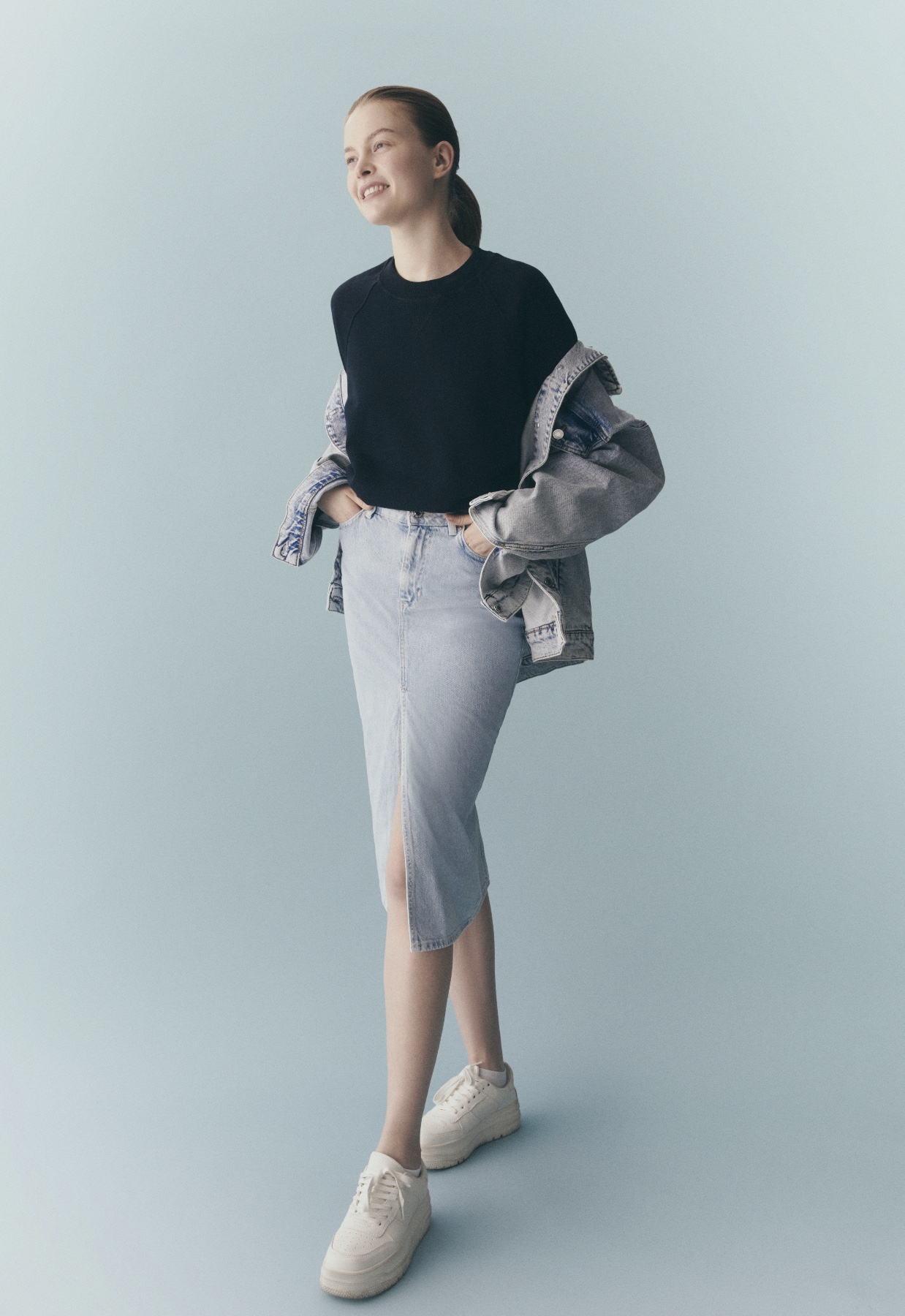 Lessy Elen & Ignacio Ferrari for LTB Jean Collection news photo