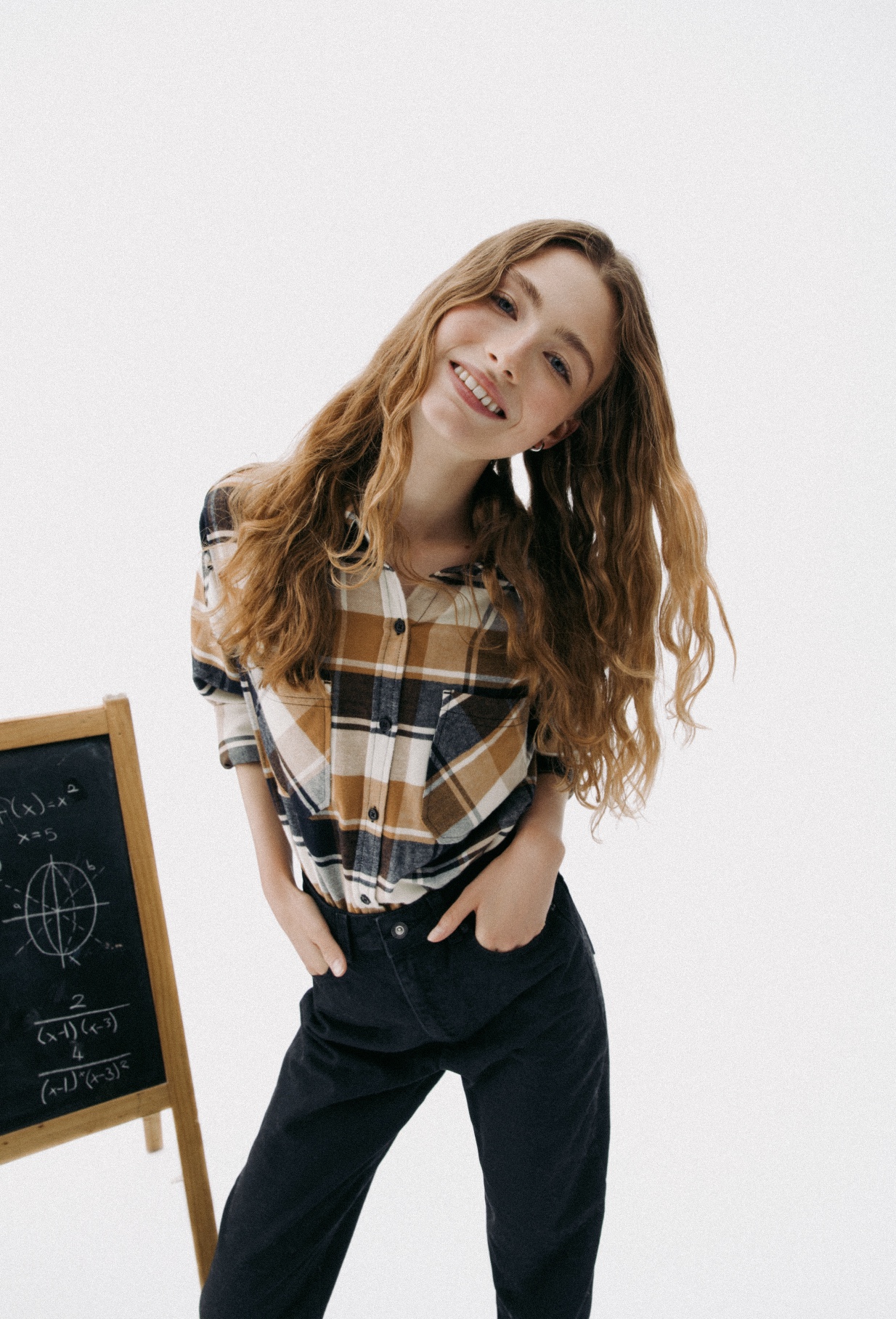 Maja Dzipanov for Oxxo Back to School Collection news photo