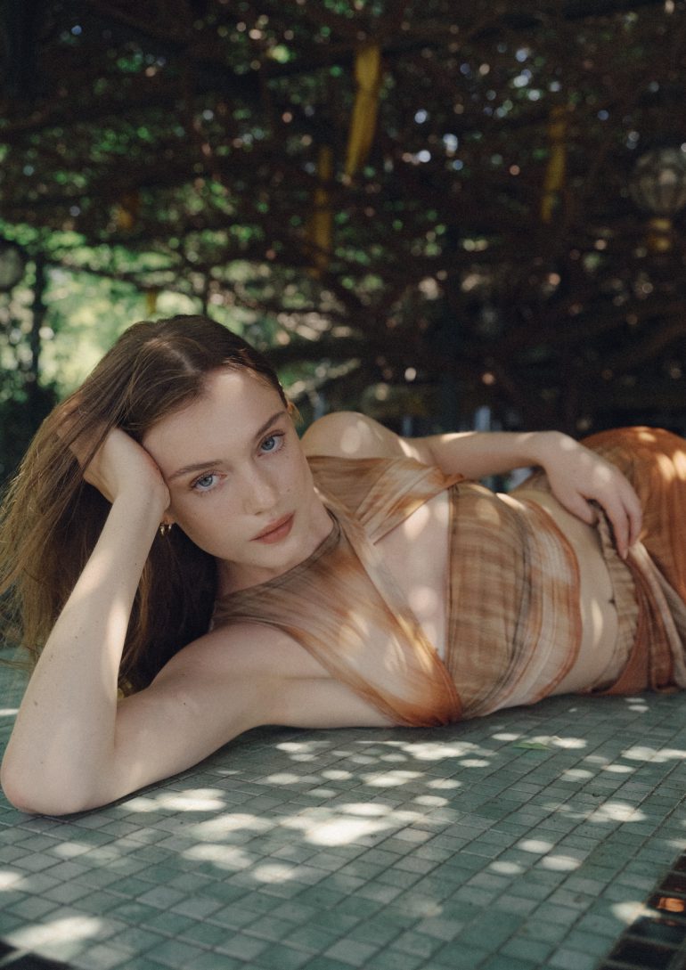 Mandy Stenzel for Oxxo Field Storm Collection