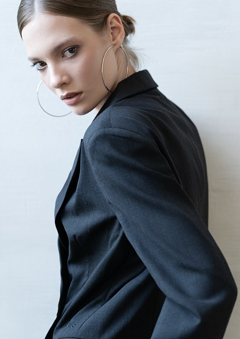 Anna Tindo book photo