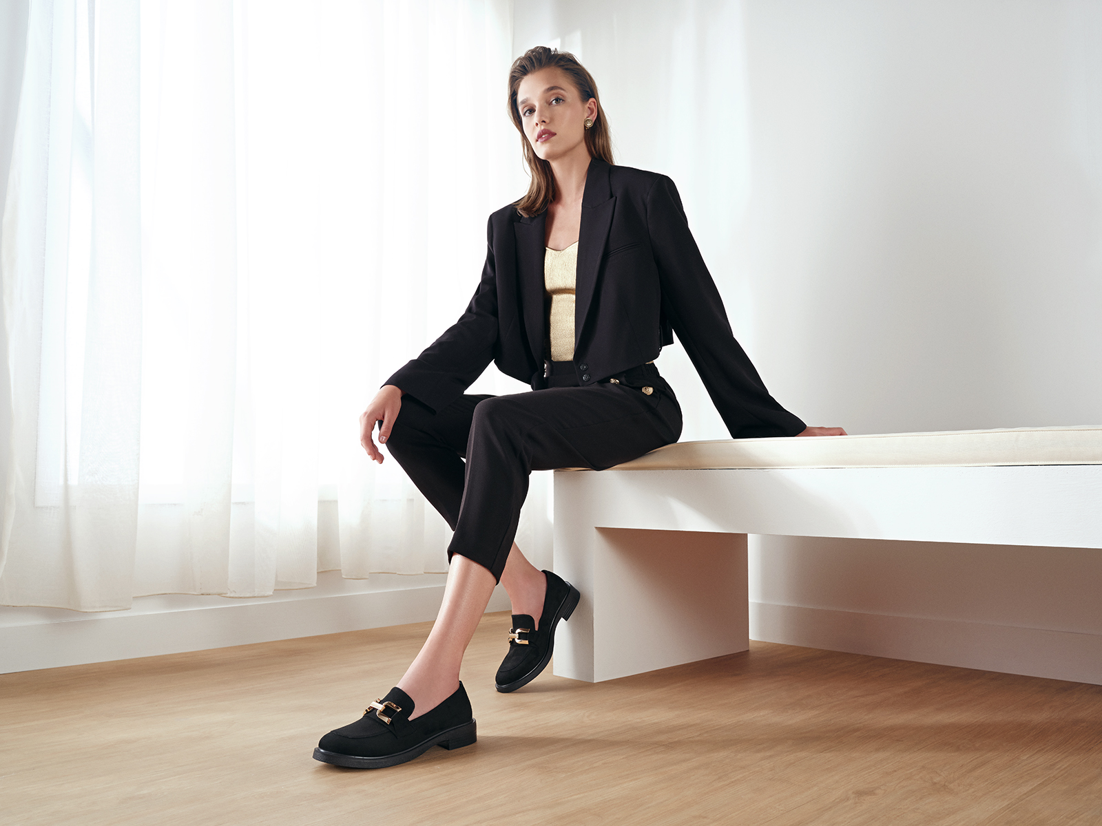 Gabriella Kovacs for Flo FW’23 news photo