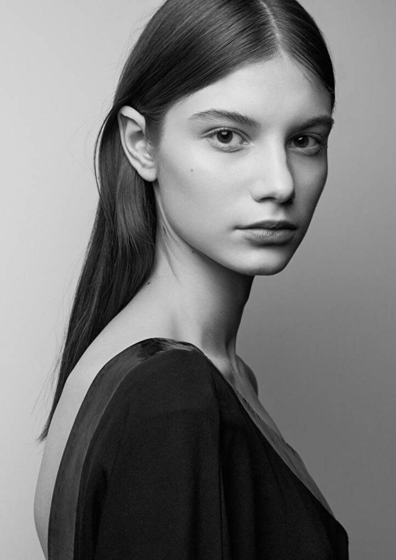 Lera Potomova book photo