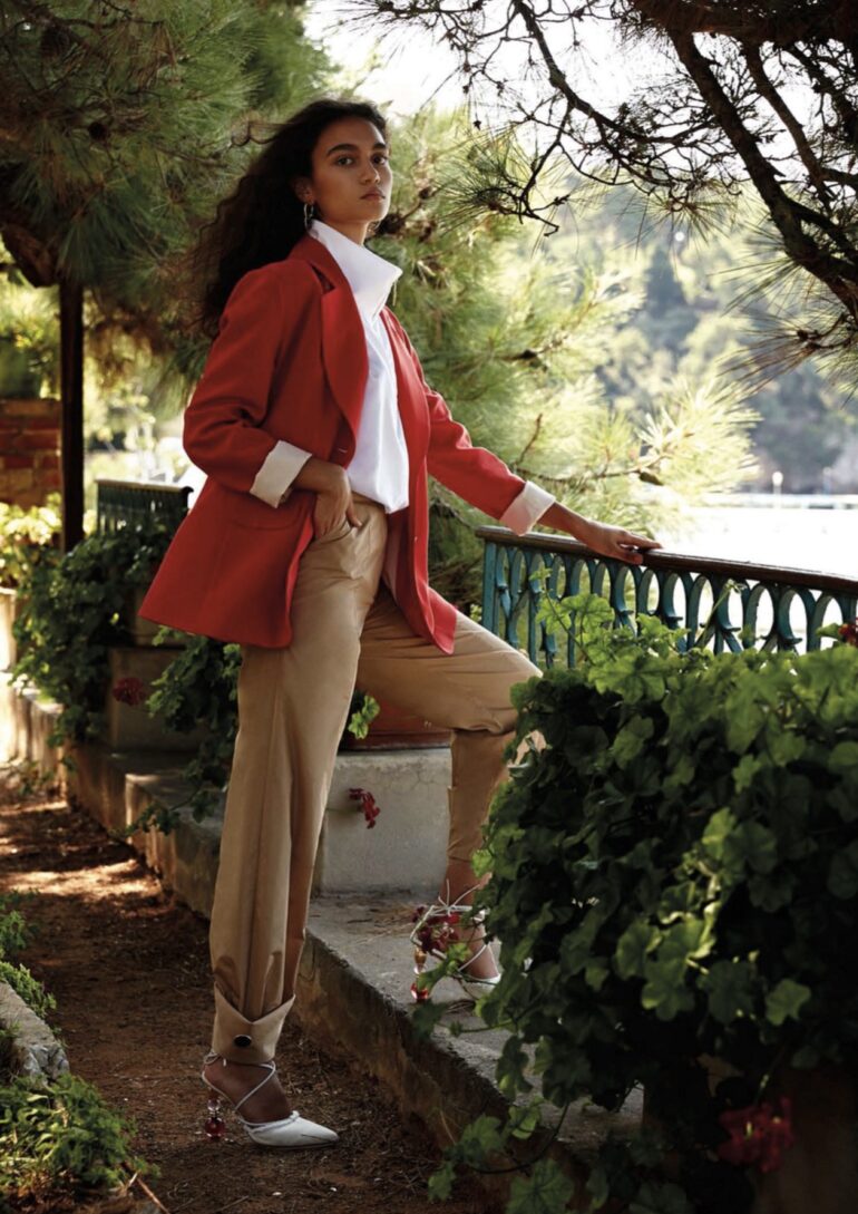 Özge Bilici book photo