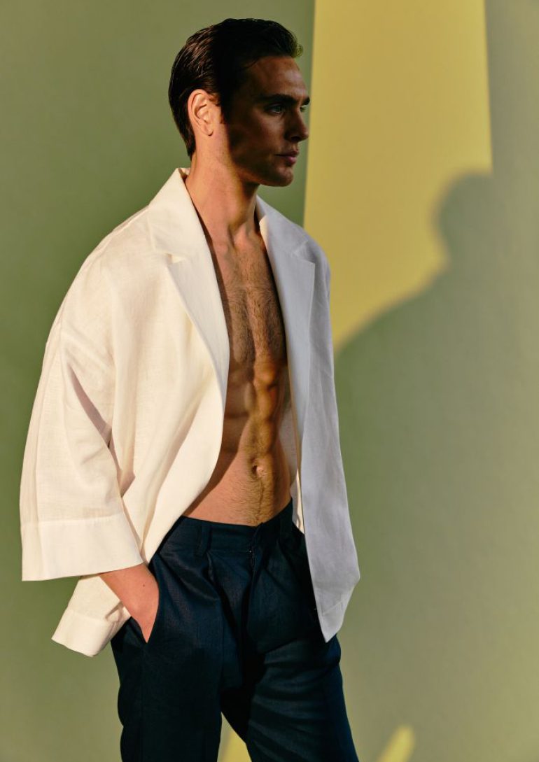 Antonio Lomar book photo