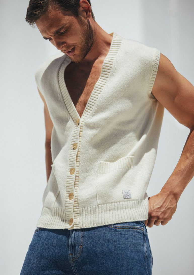 Antonio Lomar book photo