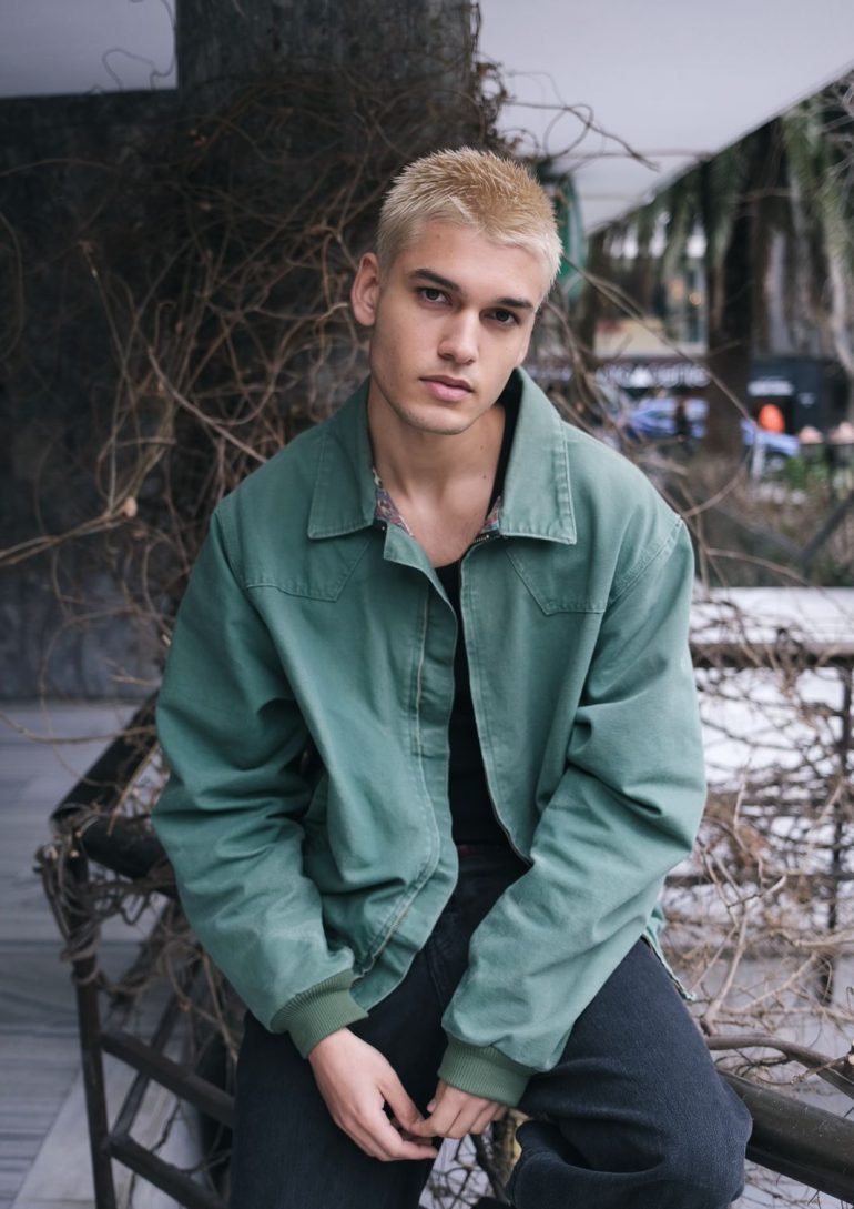 Emil Kattiya Aree book photo