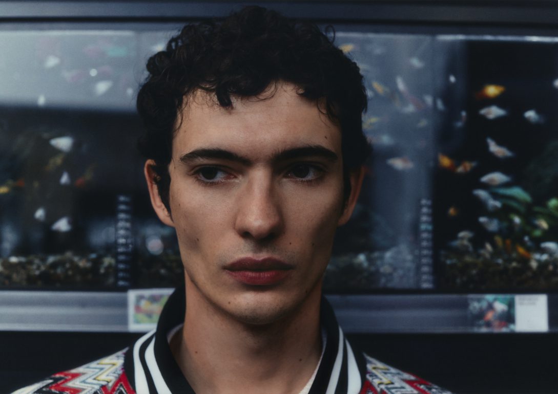 Piero Mendez book photo