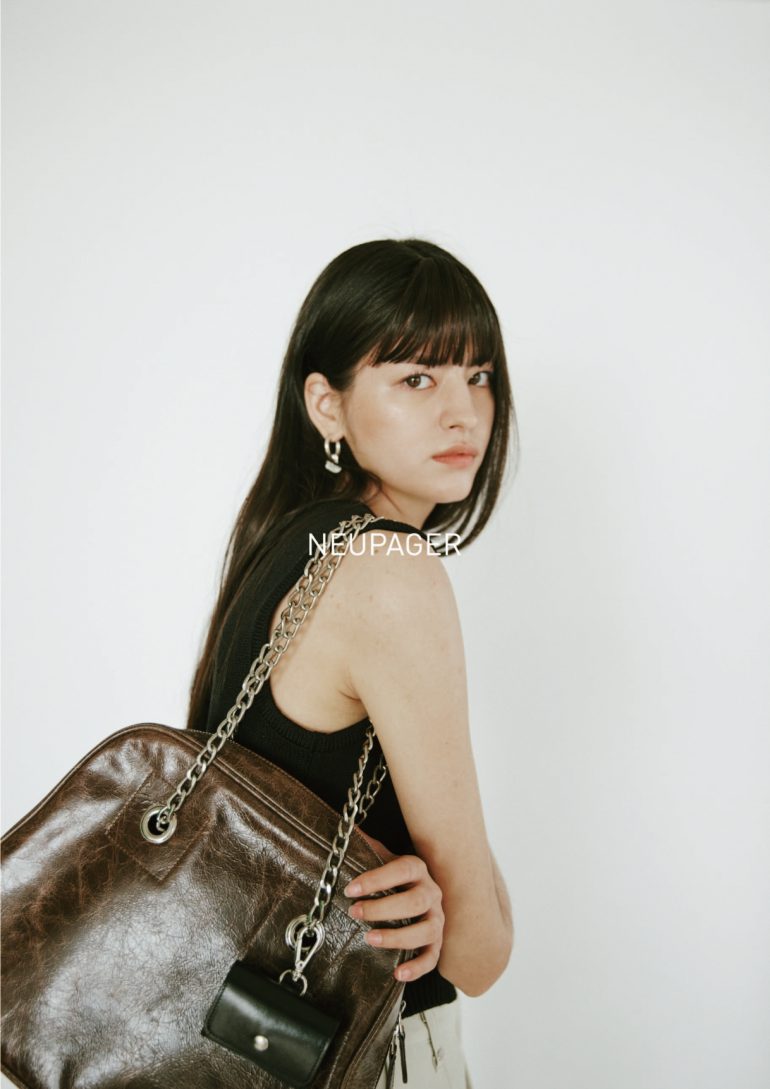 Mahina Zhahaeva book photo