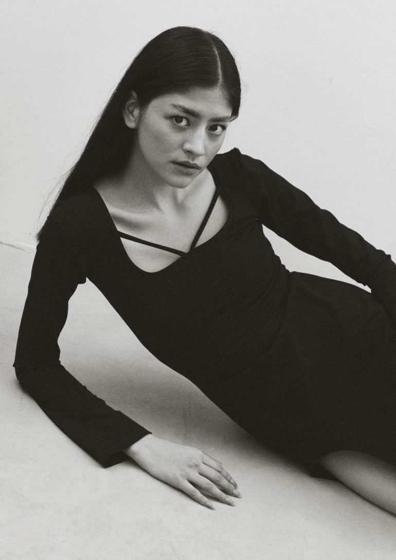 Mahina Zhahaeva book photo