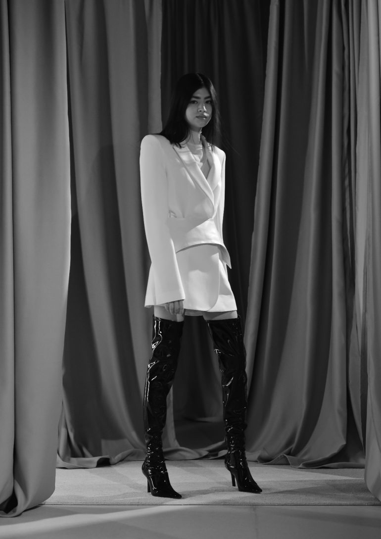 Mahina Zhahaeva book photo