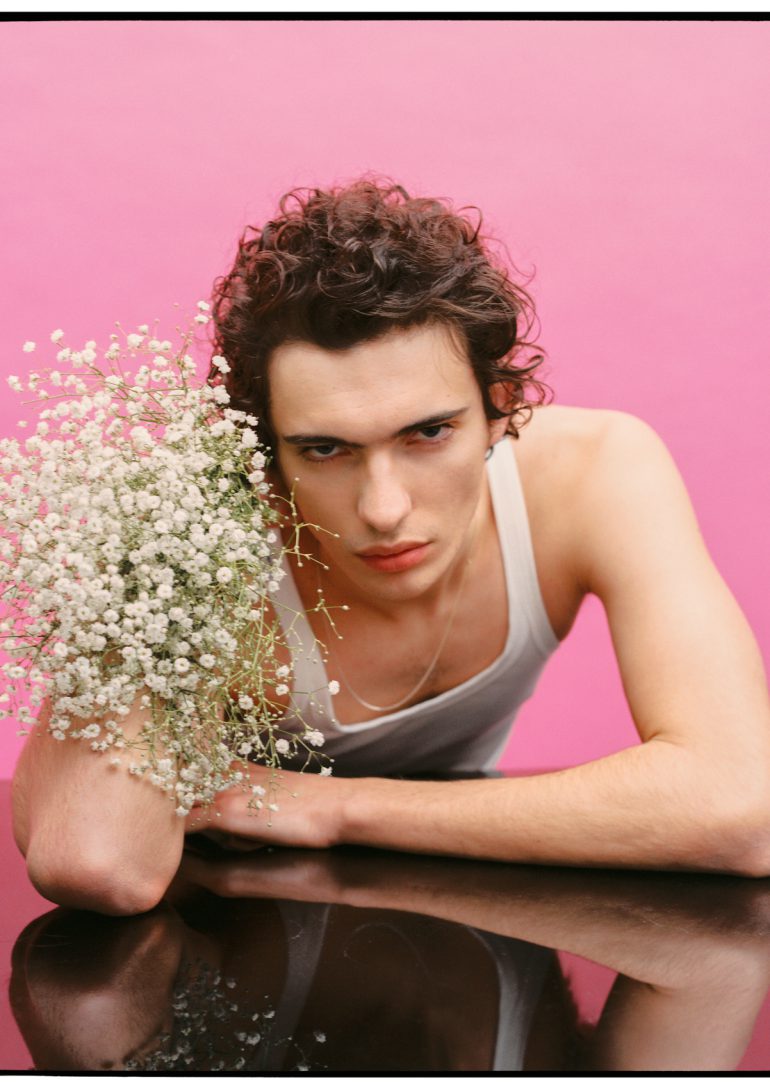 Piero Mendez book photo