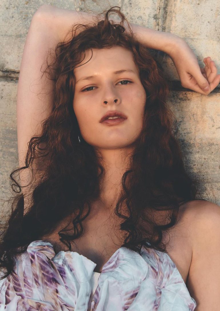Alyssa Thomson book photo