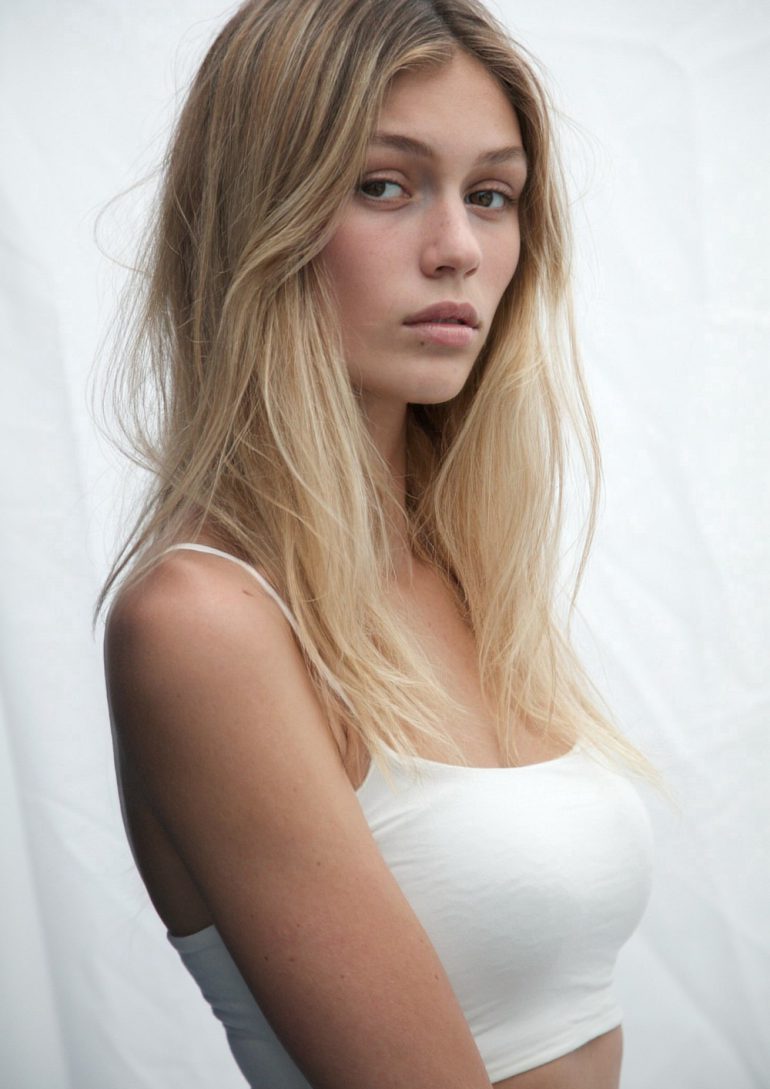 Chelsey Jade Hurter book photo