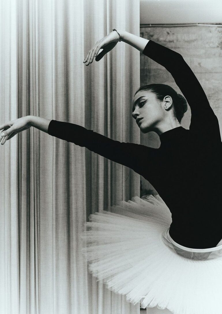 Maiia Vekhaeva book photo