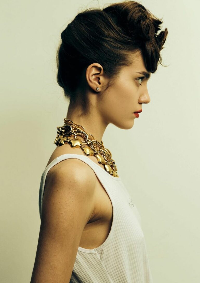 Maiia Vekhaeva book photo