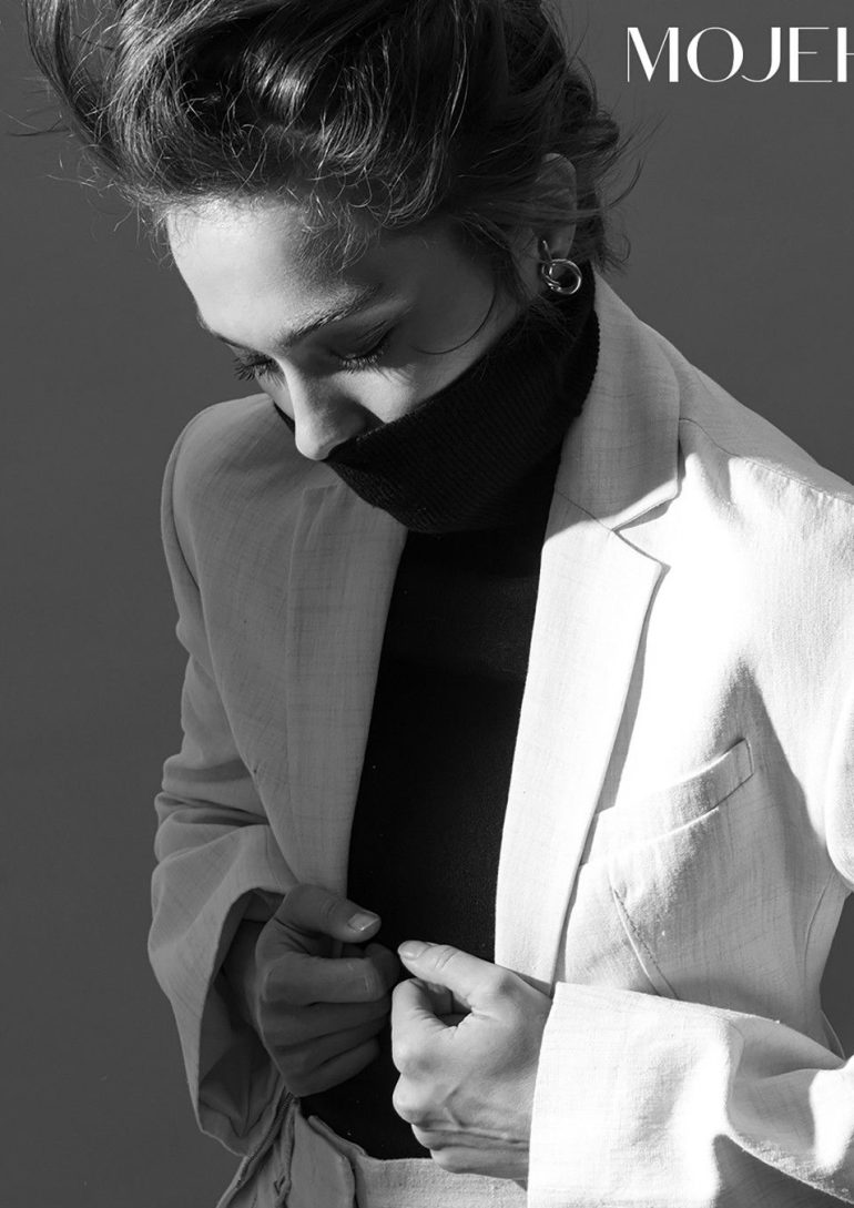Alexa Arana book photo