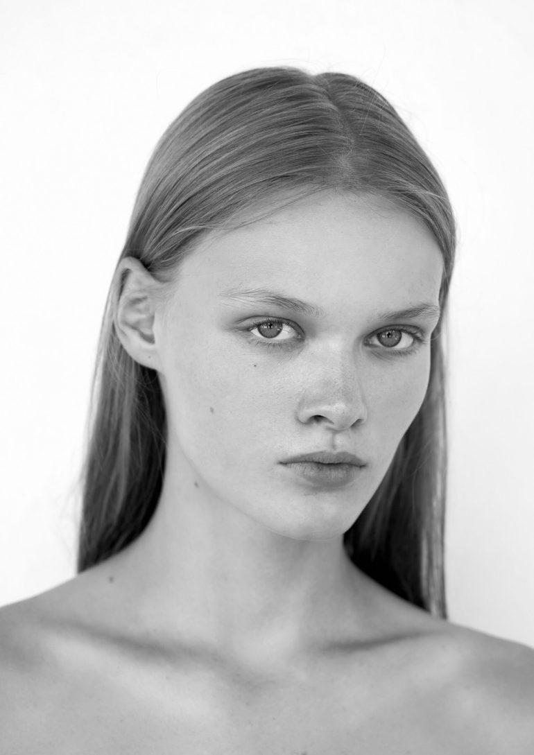 Dasha Kazakova book photo