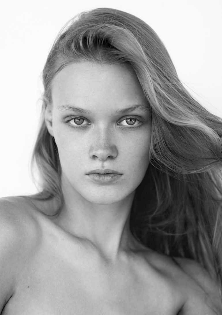 Dasha Kazakova book photo