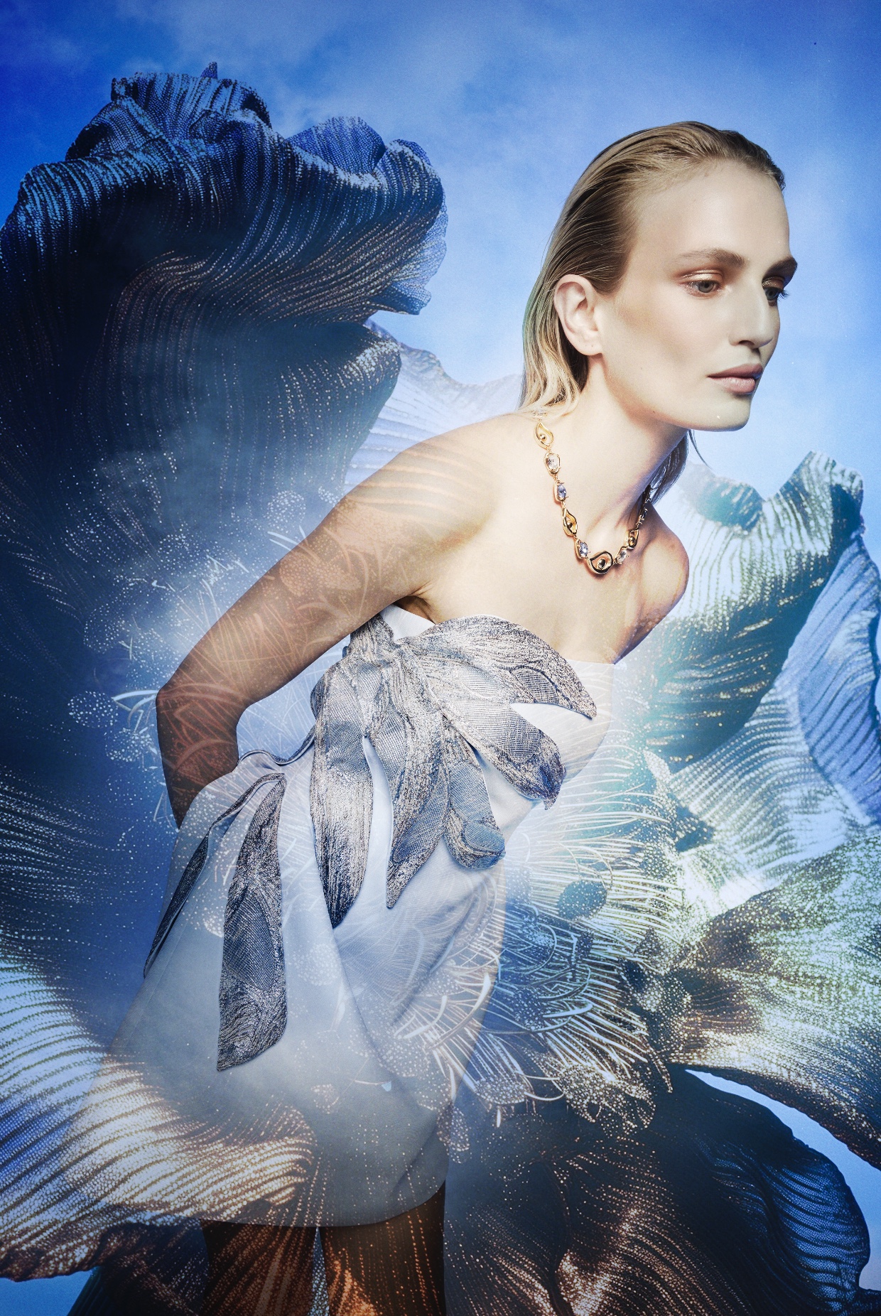 Aliz Menyhert for Panizsima New Collection news photo