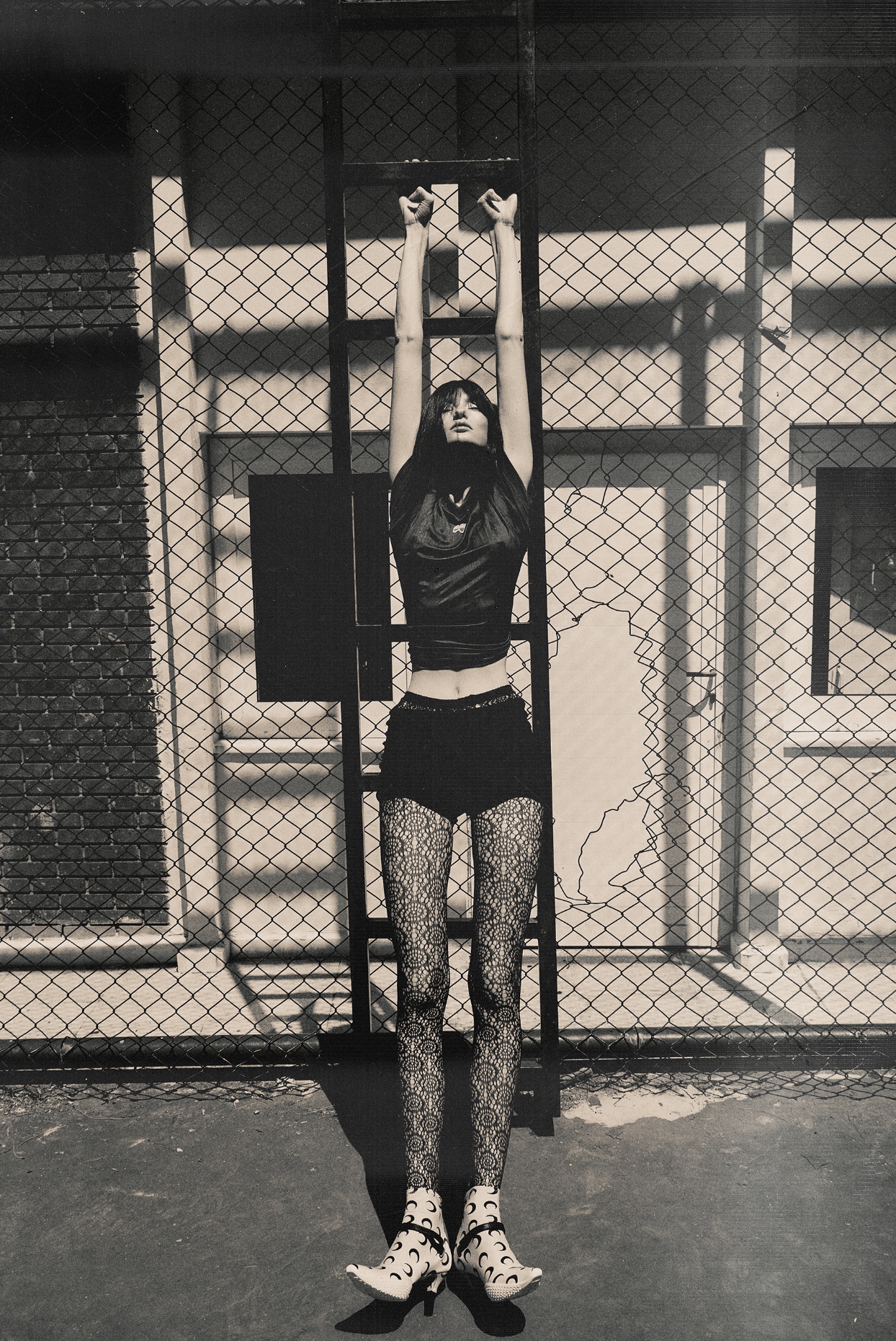 Moss for Pap Magazine news photo