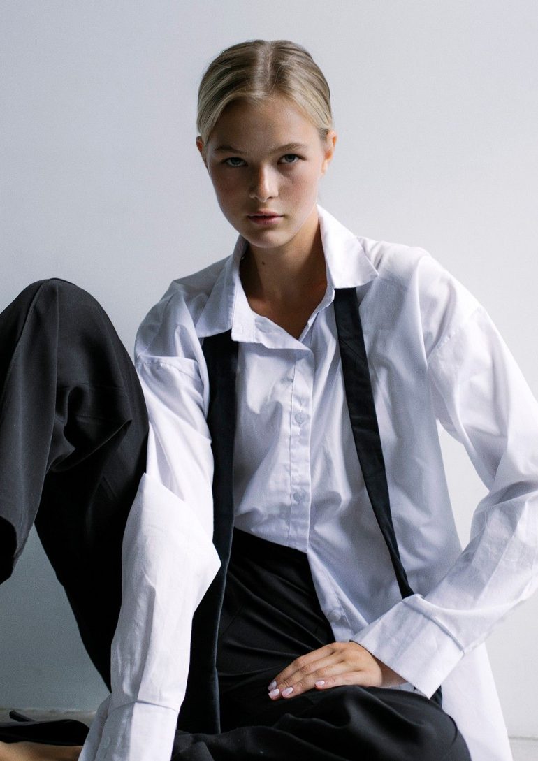 Alina Zyrianova book photo