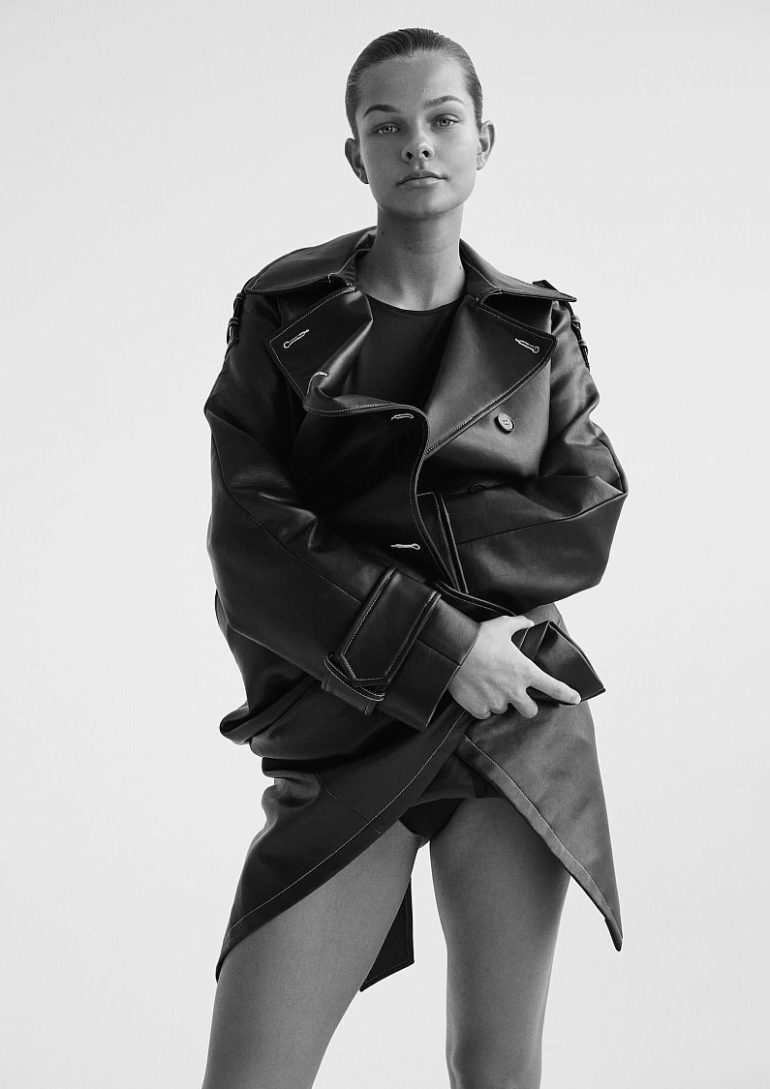Jasmin Waltz book photo