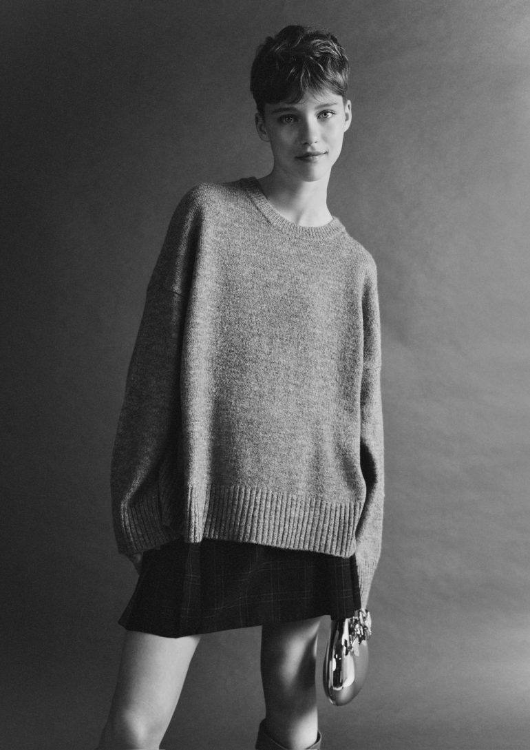 Yana Poklonskaya book photo