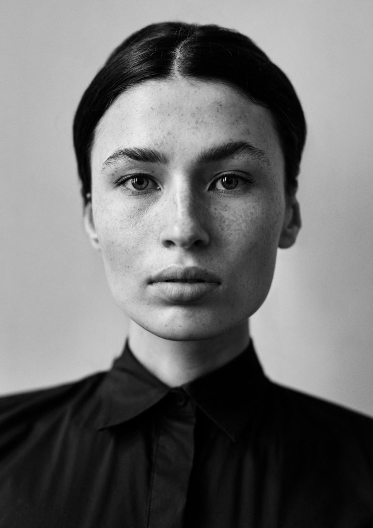 Lia Konovalova book photo