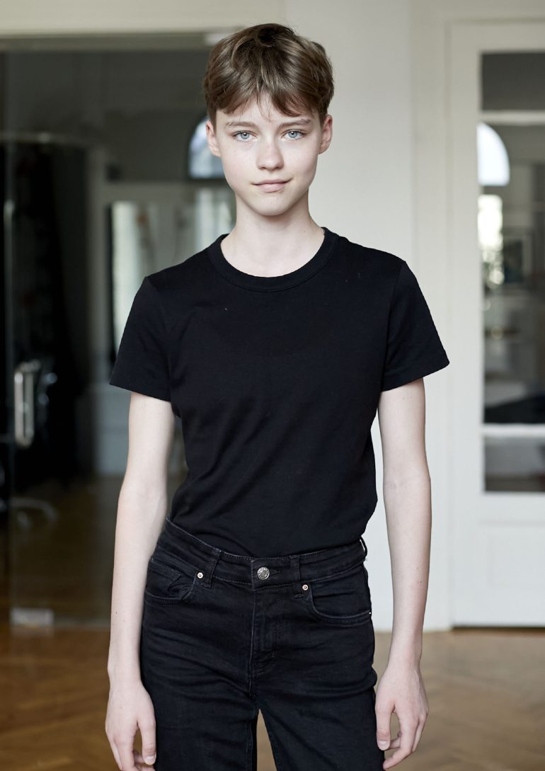 Yana Poklonskaya polaroid photo